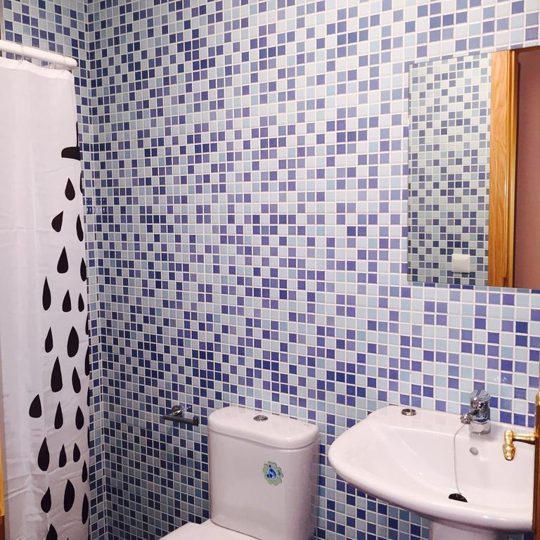Apartamentos El Caxigu Arenas De Cabrales Room photo